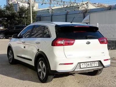 Kia Niro 2018, 126102 км, за 7020.73 USD