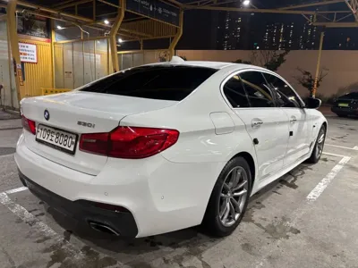 BMW 5-Series 2018, 111887 км, за 16738.87 USD