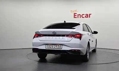 Hyundai Avante 2021, 98676 км, за 9977.68 USD