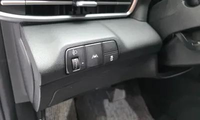 Hyundai Avante 2021, 98676 км, за 9977.68 USD - фото 13