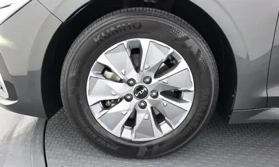 Kia K5 2024, 70566 км, за 11376.19 USD