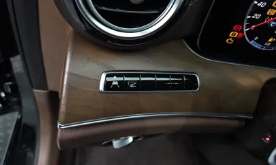 Mercedes-Benz E-Class 2019, 95251 км, за 16738.87 USD - фото 29