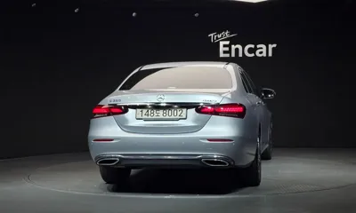 Mercedes-Benz E-Class 2022, 93979 км, за 22464.52 USD
