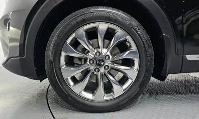 Kia Sorento 2019, 83326 км, за 15071.4 USD