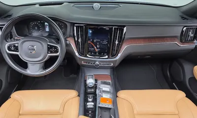 Volvo S60 2021, 89390 км, за 16018.75 USD - фото 7