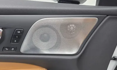 Volvo S60 2021, 89390 км, за 16018.75 USD - фото 28