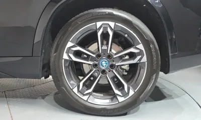 BMW iX1 2024, 7512 км, за 33477.75 USD - фото 21