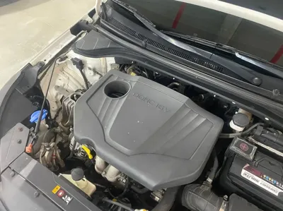 Hyundai Avante 2019, 178307 км, за 5244.85 USD