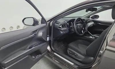 Toyota Camry 2021, 62761 км, за 17564.42 USD - фото 10