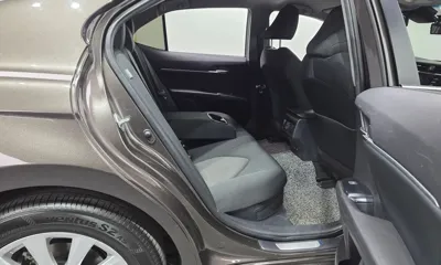 Toyota Camry 2021, 62761 км, за 17564.42 USD - фото 11