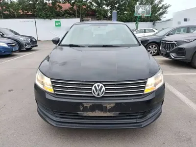 Volkswagen Lavida 2017, 111199 км, за 4384.85 USD