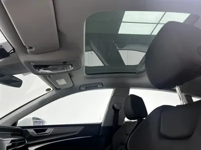 Audi A7 2026, 100 км, за 58994 USD - фото 17