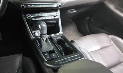 Hyundai Grandeur 2019, 69960 км, за 10962.32 USD - фото 9