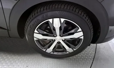 Peugeot 3008 2018, 41031 км, за 12223.32 USD