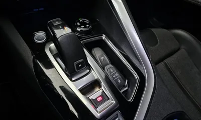 Peugeot 3008 2018, 41031 км, за 12223.32 USD - фото 9