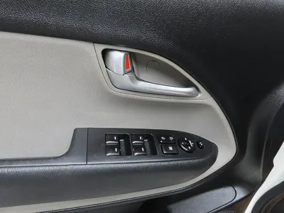 Kia Ray 2013, 180977 км, за 2297.49 USD - фото 12