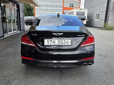 Genesis G70 2018, 72553 км, за 13609.42 USD