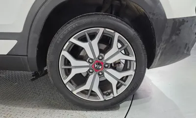 Kia Seltos 2020, 92490 км, за 10749.19 USD - фото 21