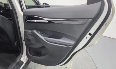Kia Seltos 2020, 92490 км, за 10749.19 USD - фото 25