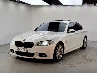 BMW 5-Series · 2016 год