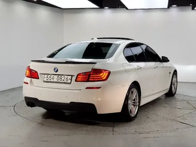 BMW 5-Series 2016, 108900 км, за 6471.45 USD