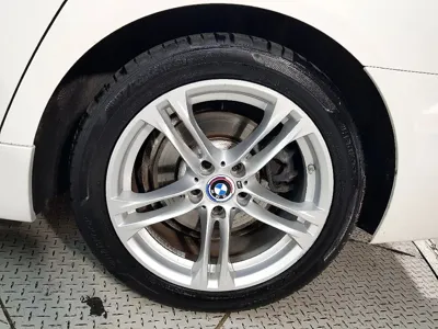 BMW 5-Series 2016, 108900 км, за 6471.45 USD