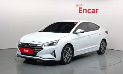 Hyundai Avante · 2020 год