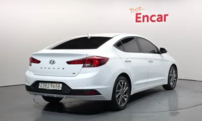 Hyundai Avante 2020, 136227 км, за 7548.9 USD