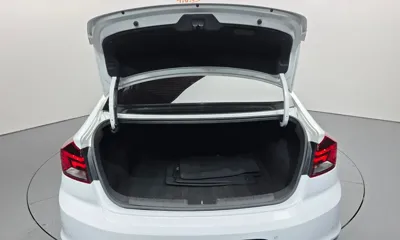 Hyundai Avante 2020, 136227 км, за 7548.9 USD - фото 20