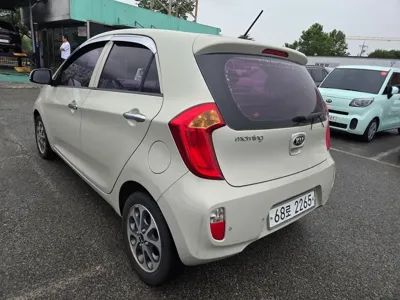 Kia Morning 2012, 102990 км, за 1880.04 USD