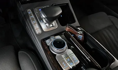 Genesis G90 2019, 8562 км, за 26632.8 USD - фото 9