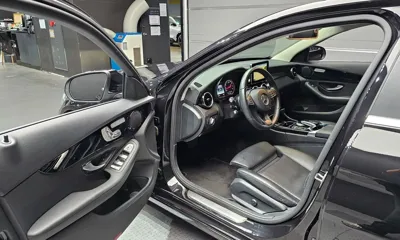 Mercedes-Benz C-Class 2017, 104215 км, за 8403.91 USD - фото 10