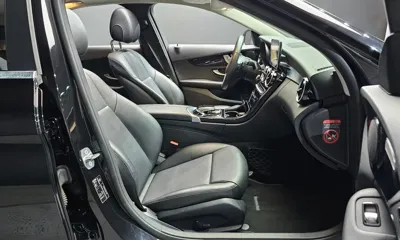 Mercedes-Benz C-Class 2017, 104215 км, за 8403.91 USD - фото 11