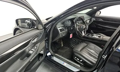 BMW 7-Series 2018, 81947 км, за 24446.64 USD - фото 10