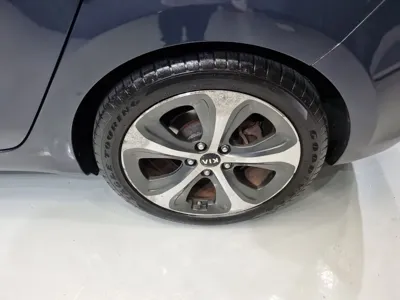 Kia Carens 2014, 170000 км, за 4569.53 USD - фото 19