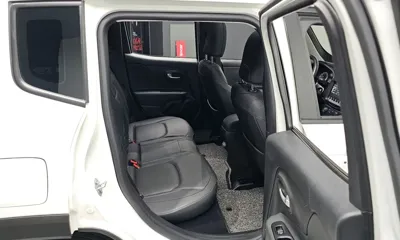 Jeep Renegade 2021, 31973 км, за 13148.33 USD - фото 12