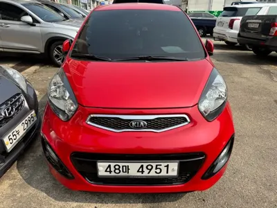 Kia Morning 2013, 32027 км, за 3055.32 USD