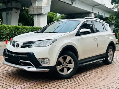 Toyota RAV4 · 2014 год