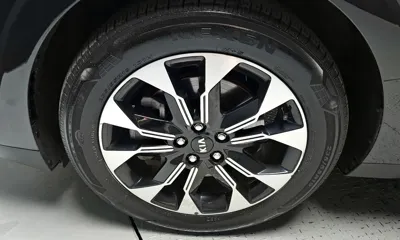 Kia Canival 2021, 107280 км, за 14041.47 USD