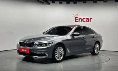 BMW 5-Series · 2018 год
