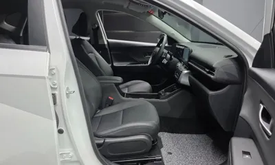 Hyundai Kona 2025, 5454 км, за 17255.97 USD - фото 11