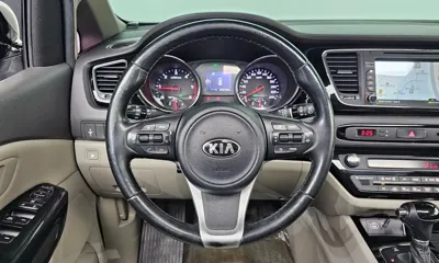 Kia Canival 2016, 144278 км, за 5993.49 USD - фото 13