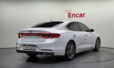 Hyundai Grandeur 2018, 81788 км, за 10241.16 USD