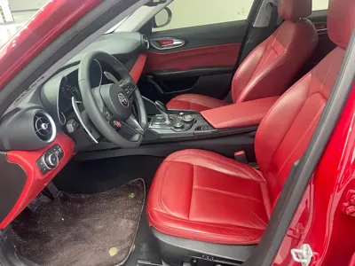 Alfa Romeo Giulia 2020, 50000 км, за 15854.06 USD - фото 6