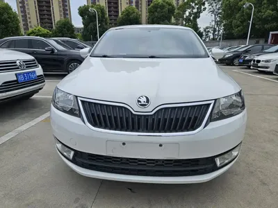 Skoda Rapid 2016, 50000 км, за 2619.14 USD