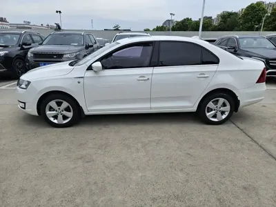 Skoda Rapid 2016, 50000 км, за 2619.14 USD