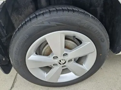 Skoda Rapid 2016, 50000 км, за 2619.14 USD - фото 18