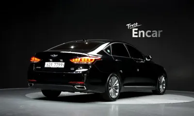 Hyundai Genesis 2014, 64805 км, за 8338.77 USD