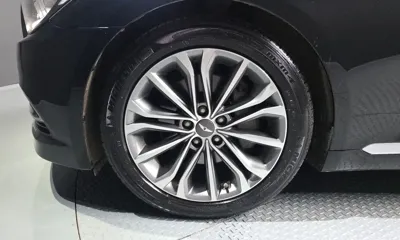 Hyundai Genesis 2014, 64805 км, за 8338.77 USD