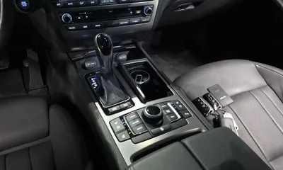 Hyundai Genesis 2014, 64805 км, за 8338.77 USD - фото 9